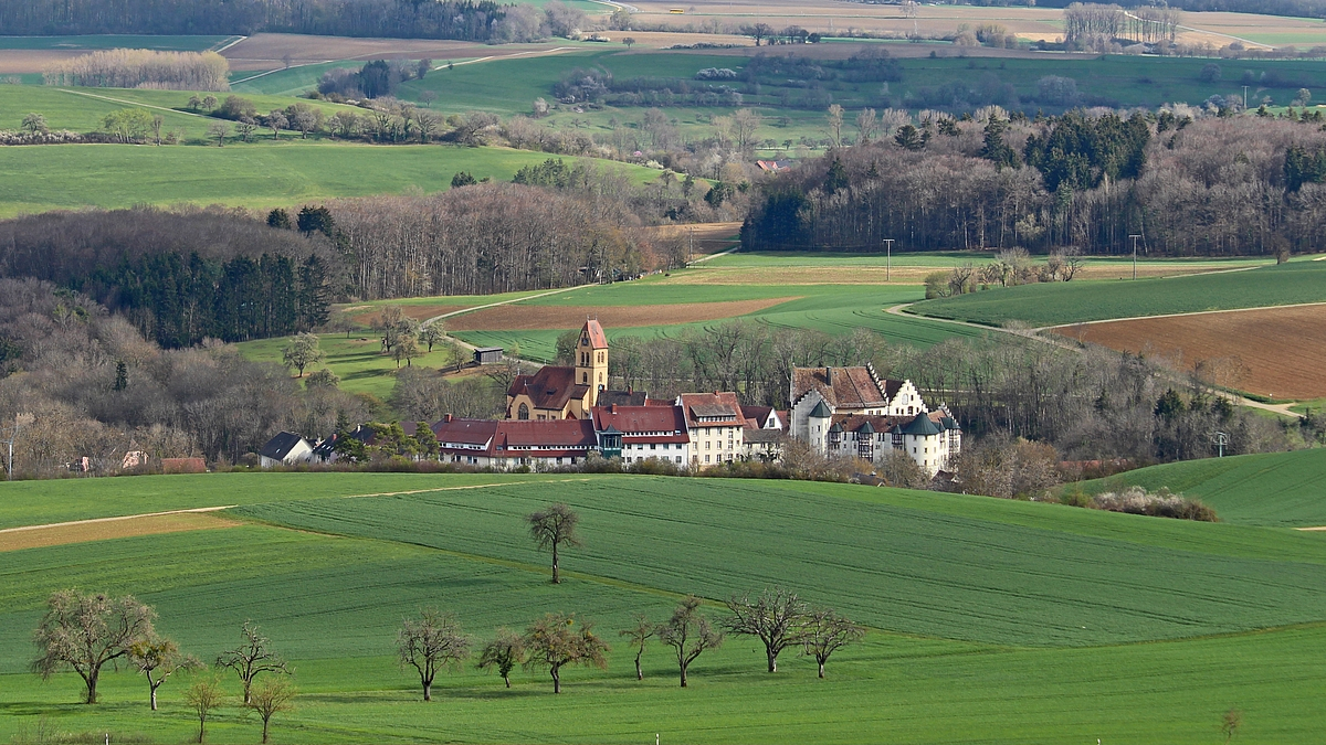 Ausblick Wannenberg Schloss Blumenfeld