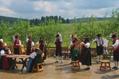 Brauchtumsvorführung am Reinertonishof