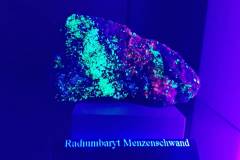 Fluoreszierende Gesteine